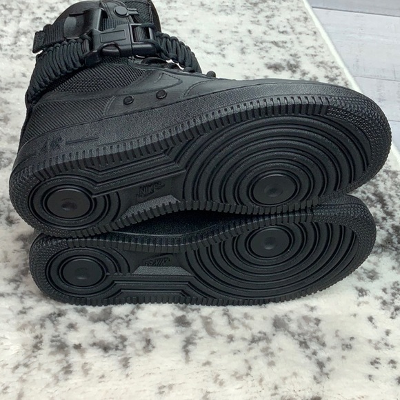 NIB Nike W SF1 women’s sneakers - Picture 7 of 8